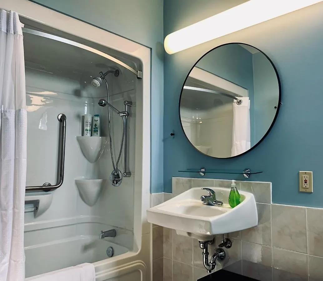 300 Serene Studio #405, Ground Floor With Ac Halifax